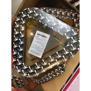 Ghế lười cào móng tam giác kèm banh