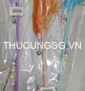 Gậy lông vũ mèo cán nhựa