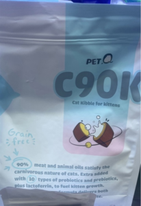 Thức ăn hạt cho mèo con churro petq C90K 1kg